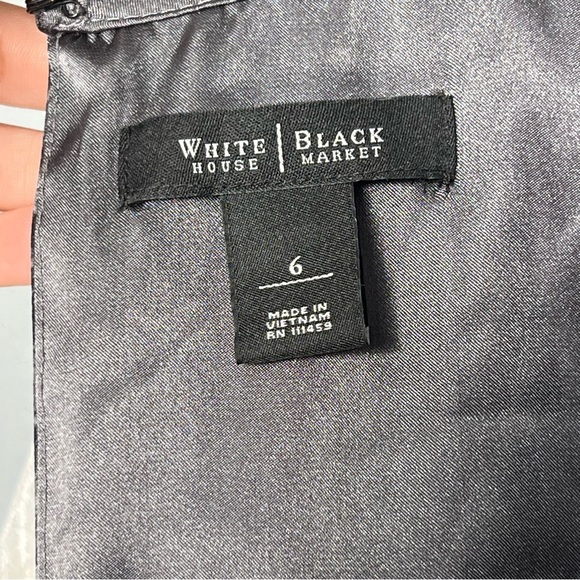 White House Black Market Snakeskin Print Halter Jeweled Neck Mini Dress Sz 6 - Picture 8 of 10